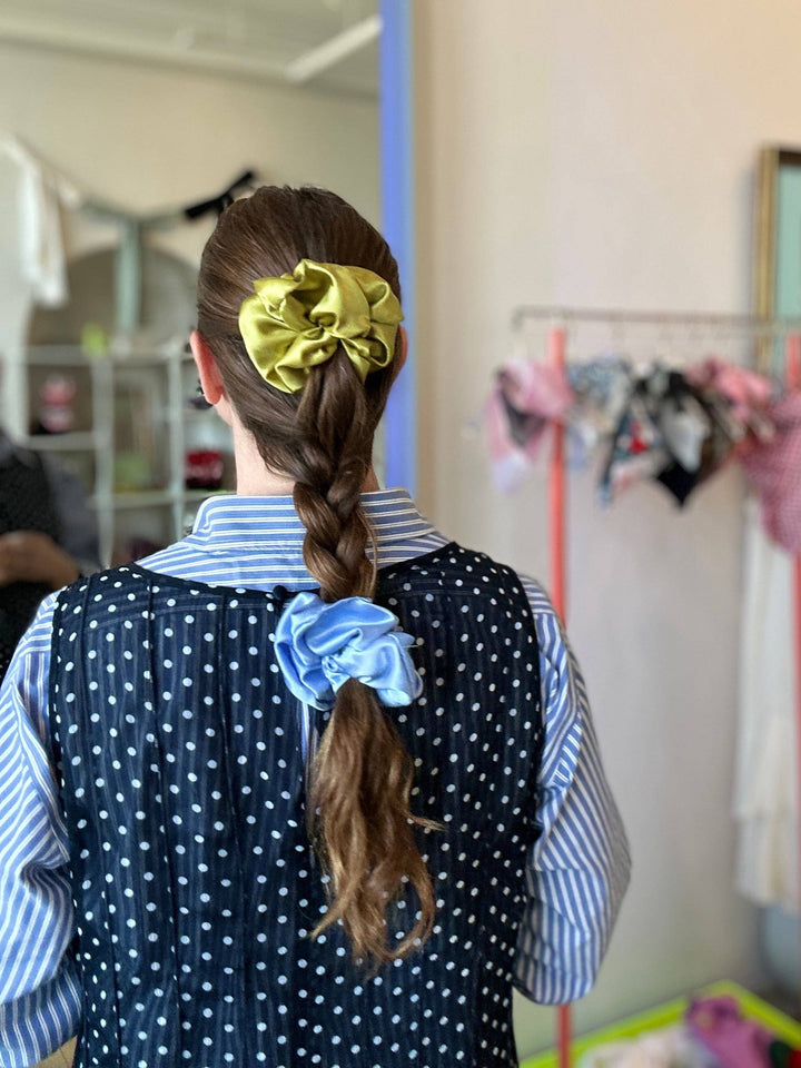 Mini Satin Scrunchie: Mauve