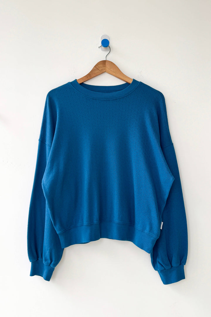 Le Bon Pointelle Core Sweatshirt: SEA BLUE