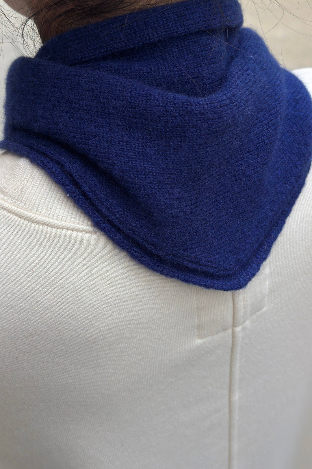 Cashmere Bandana: NAVY