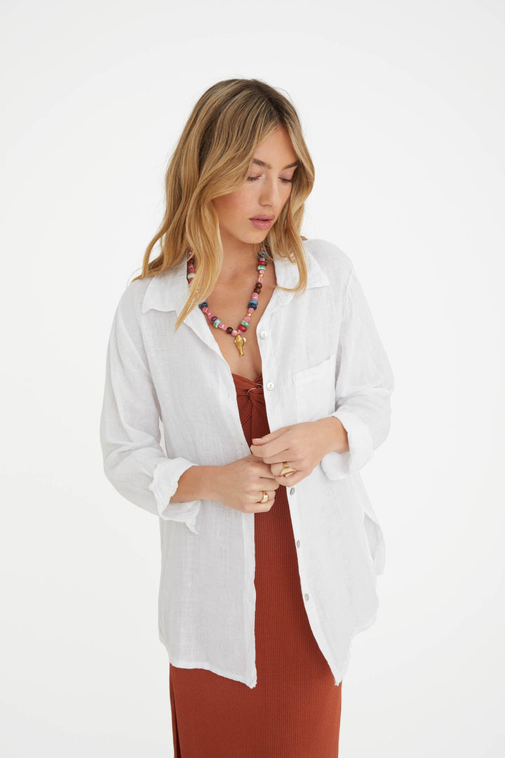 The Playa Linen Shirt in White: White / OS