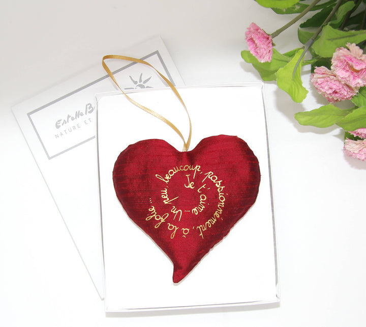 French lavender heart sachet. Christmas gift / ornement: Dark red ruby