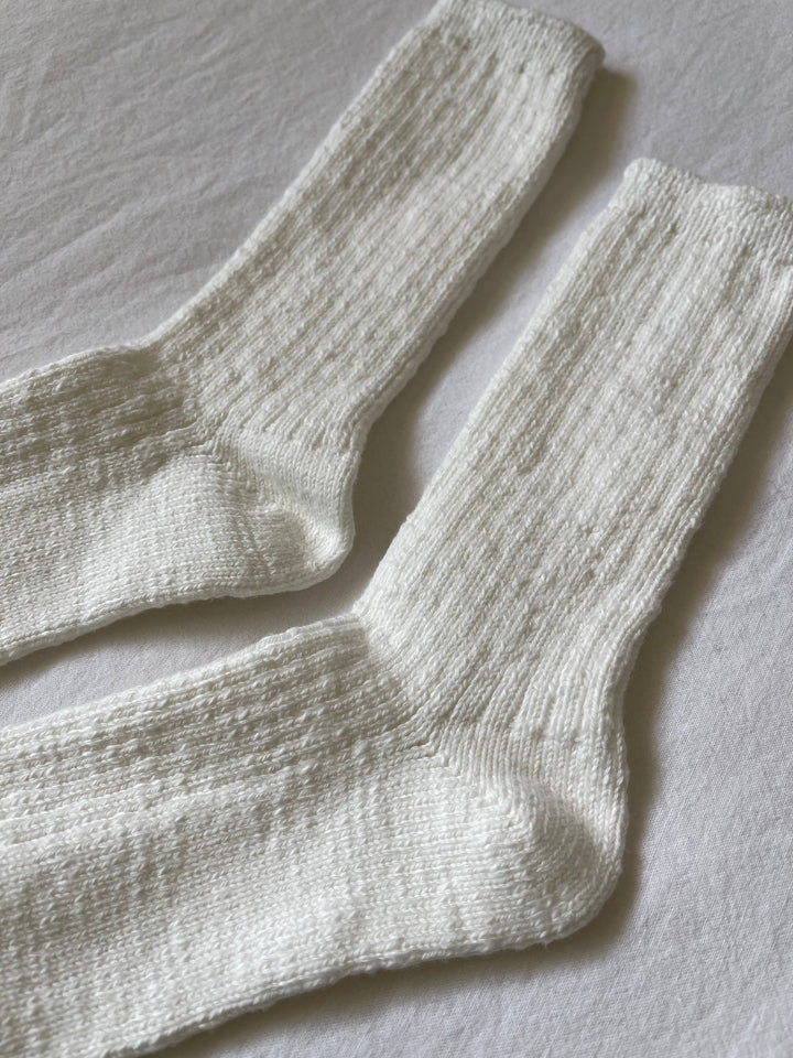 Cottage Socks: Flax