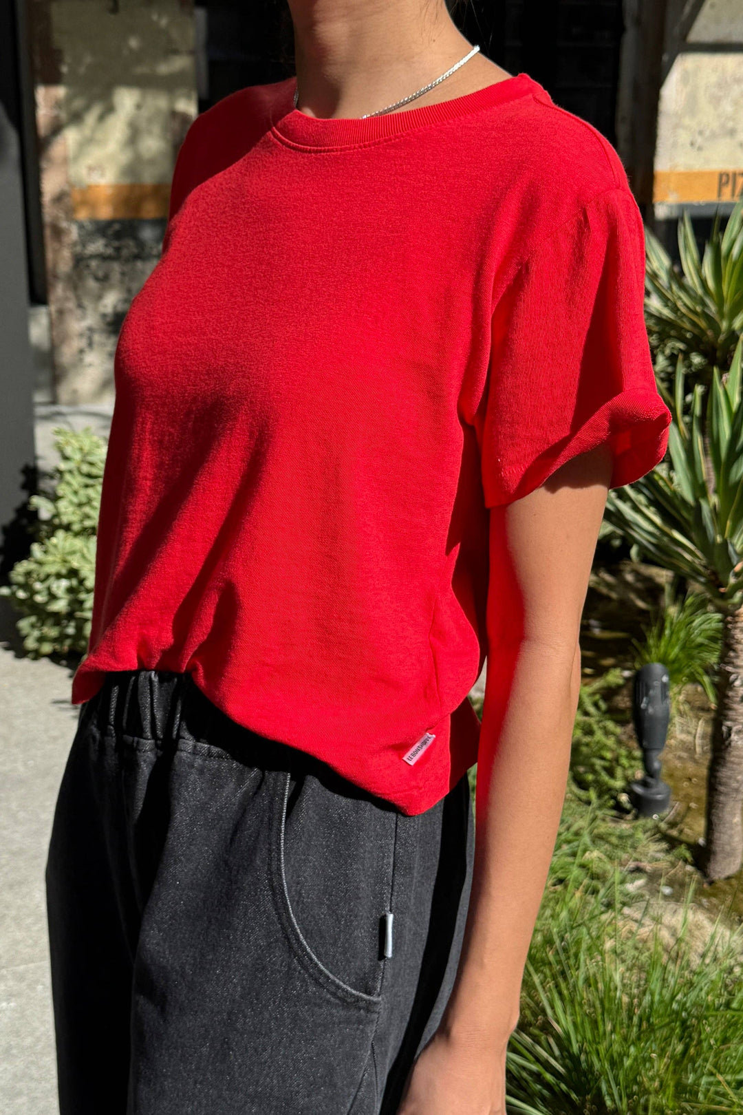 Airy Darling Tee: Tomato