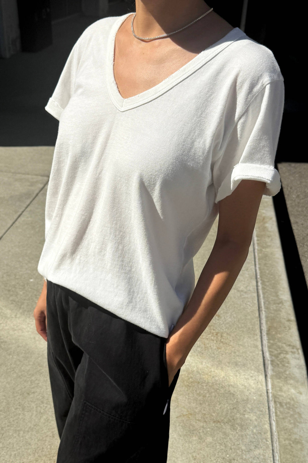 La Vie Tee - Made with Organic Cotton: Carbon