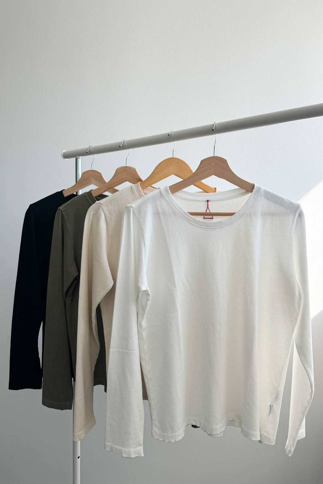 Le Bon Everyday Long Sleeve Tee: Vintage White