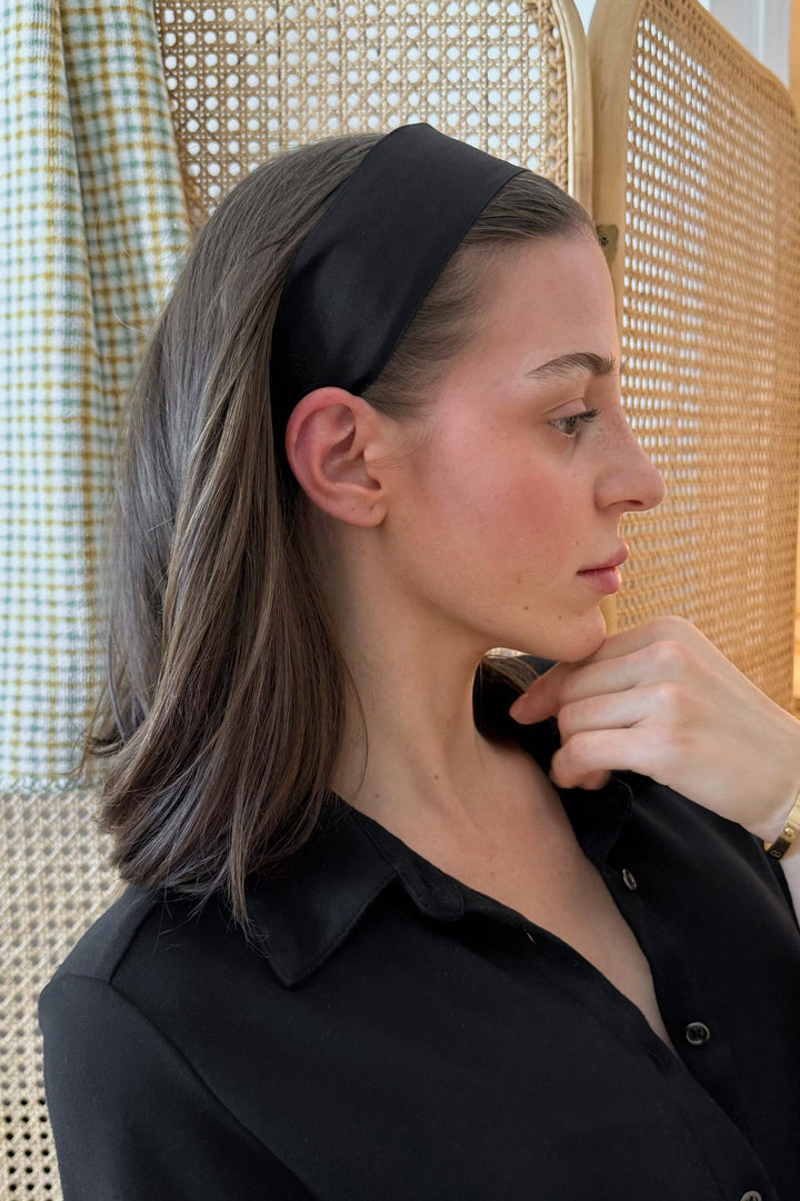 Le Bon Olivia Headband: Ebony