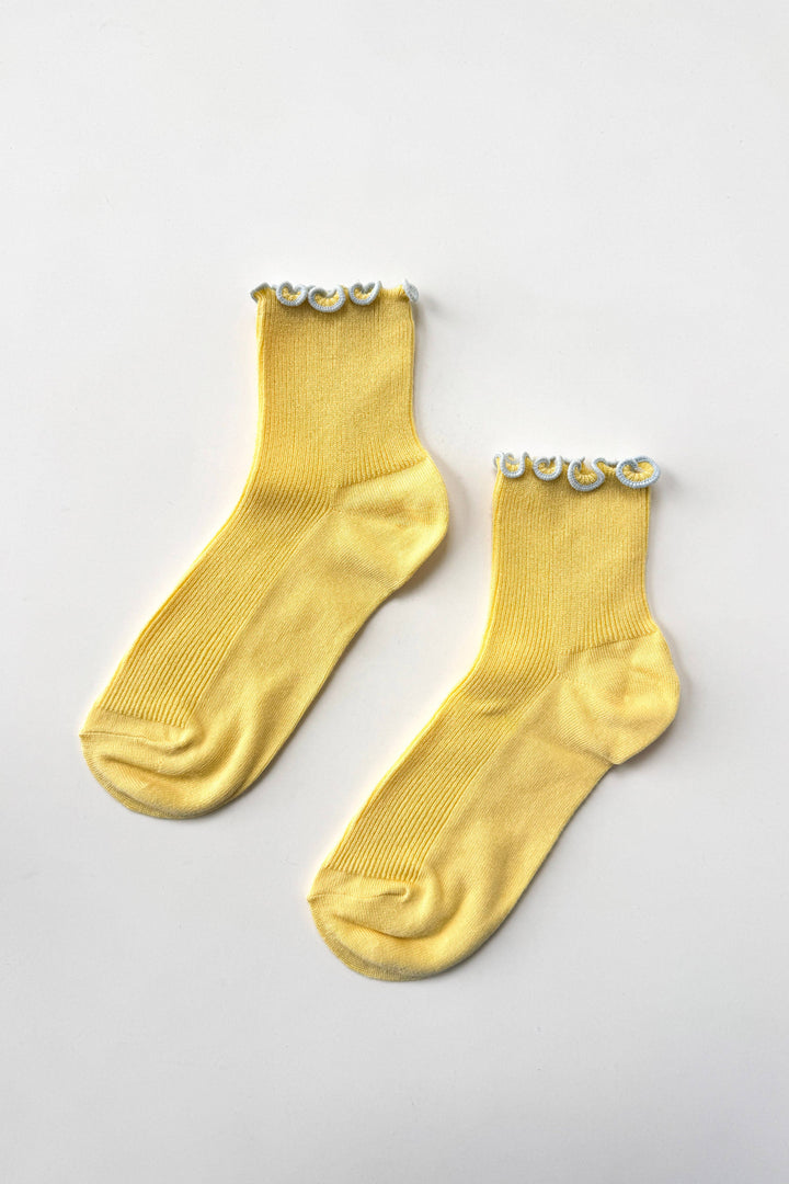 The Petite Ruffled Modal Socks: BUTTER / BABY BLUE