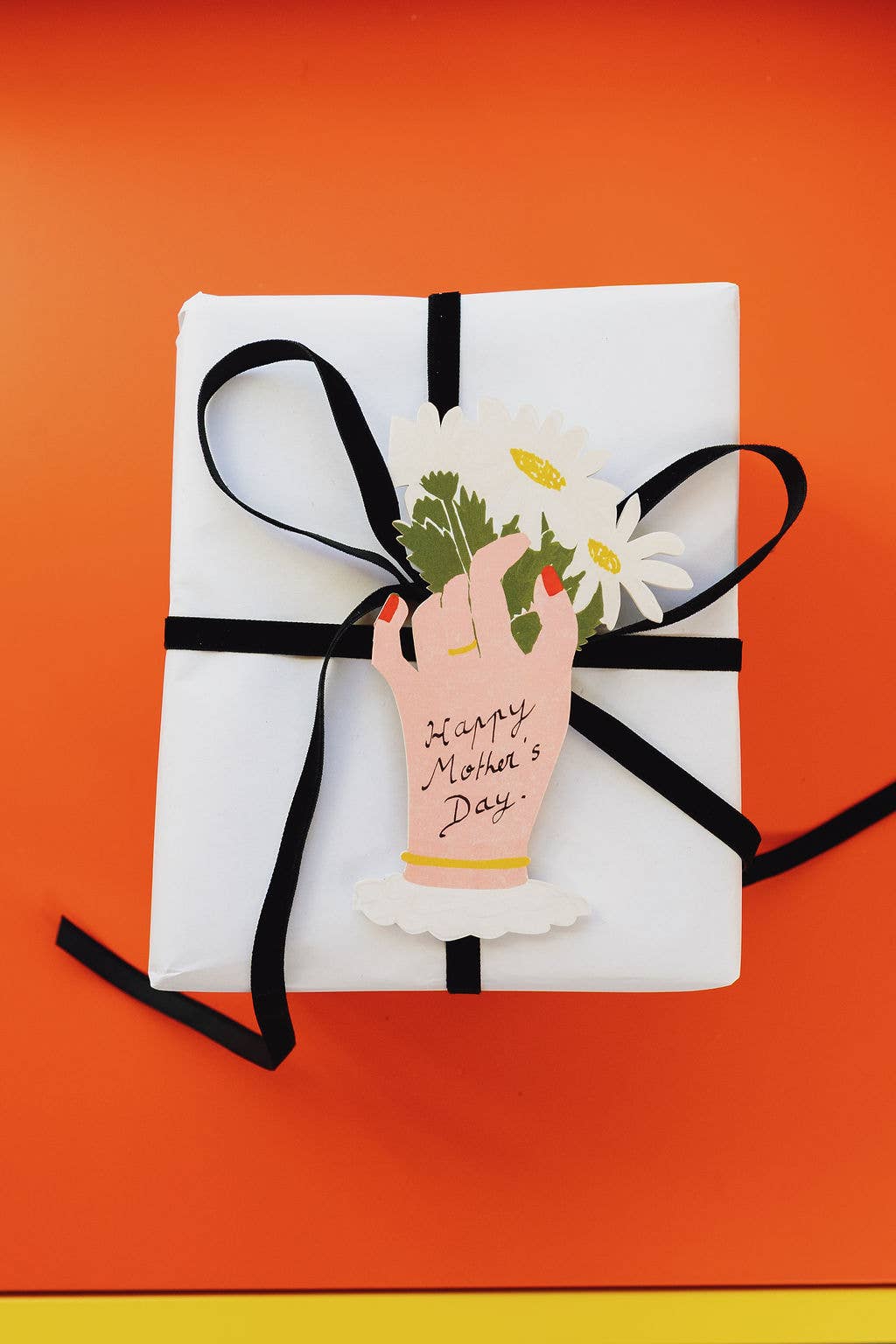 Happy Mother's Day Flowers - Die Cut Card