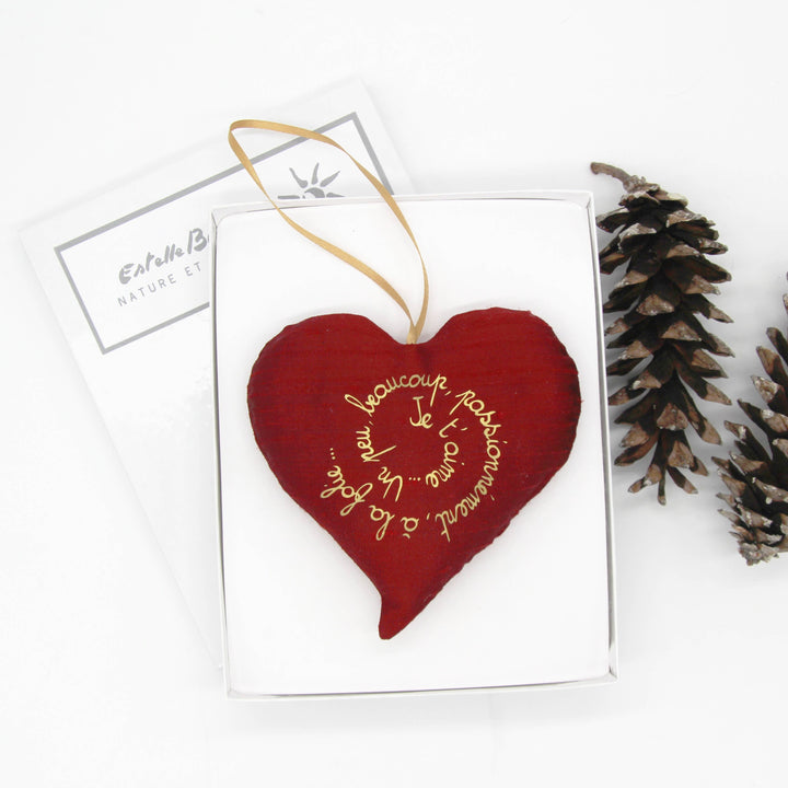 French lavender heart sachet. Christmas gift / ornement: Dark red ruby
