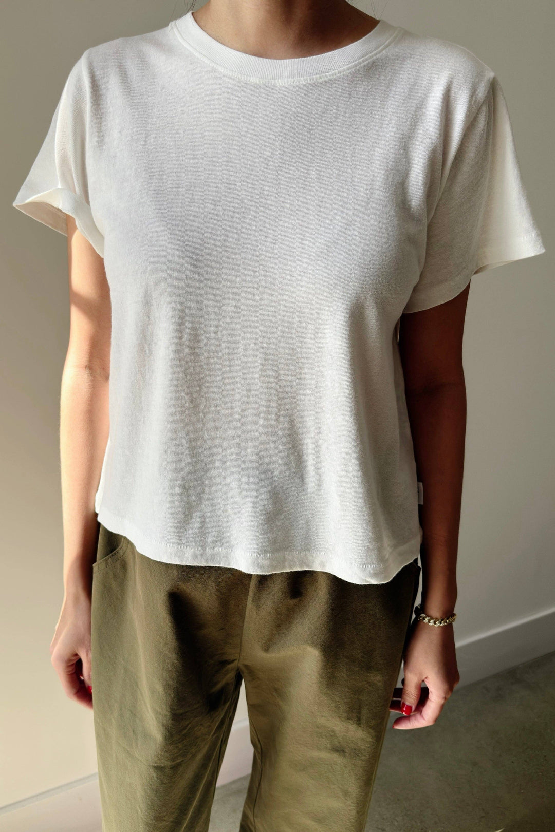 Airy Darling Tee: Vintage White