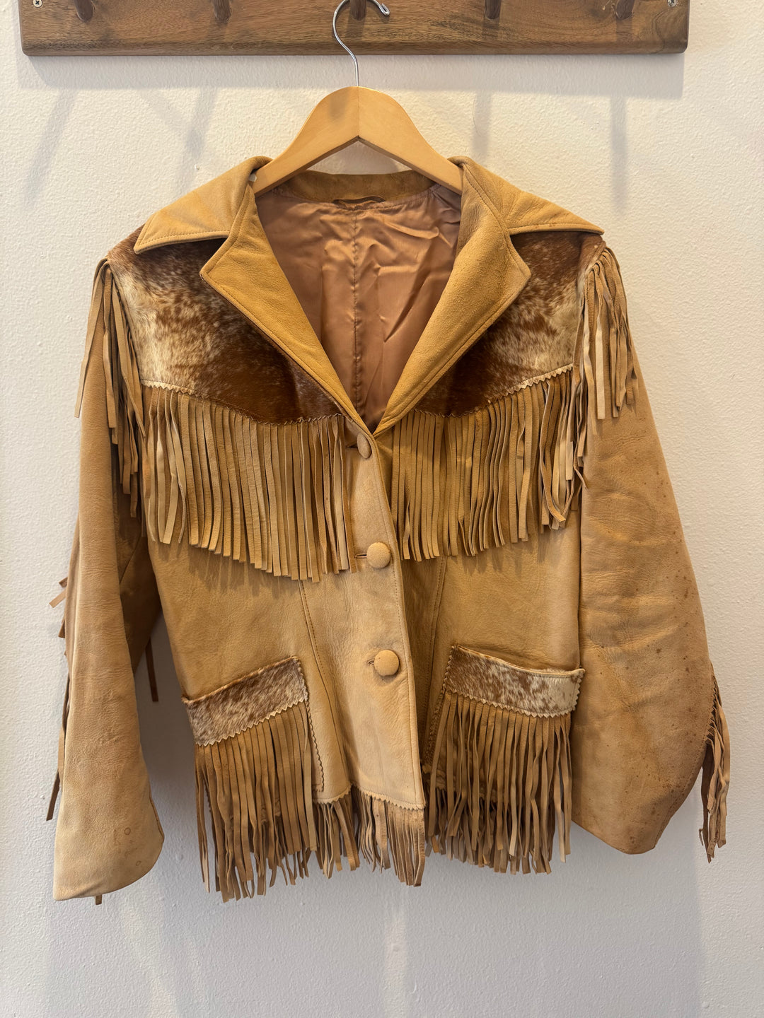 1960’s Buckskin Fringe Jacket w/cowhide  - S