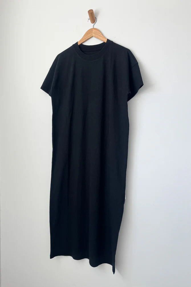 Her Dress - Black