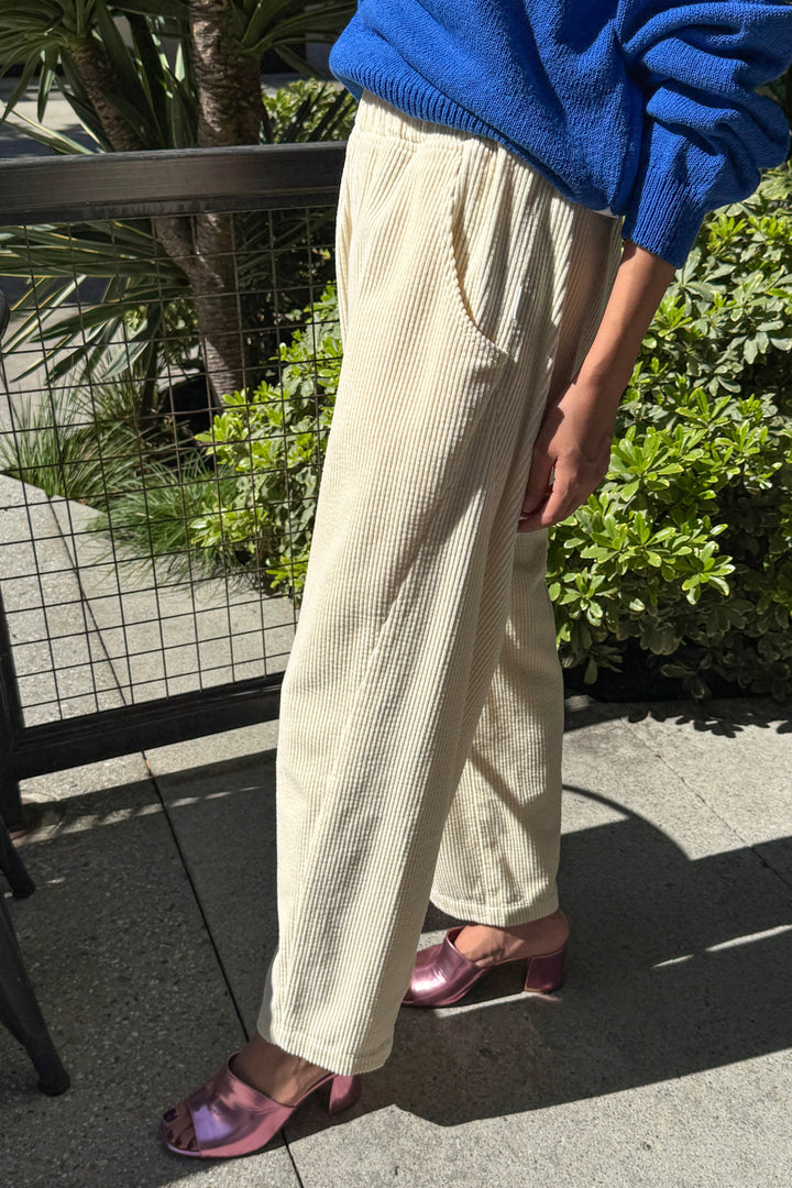 Soft Corduroy Arc Pants - Ecru