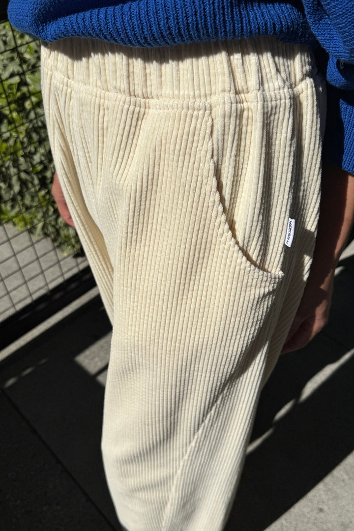 Soft Corduroy Arc Pants - Ecru