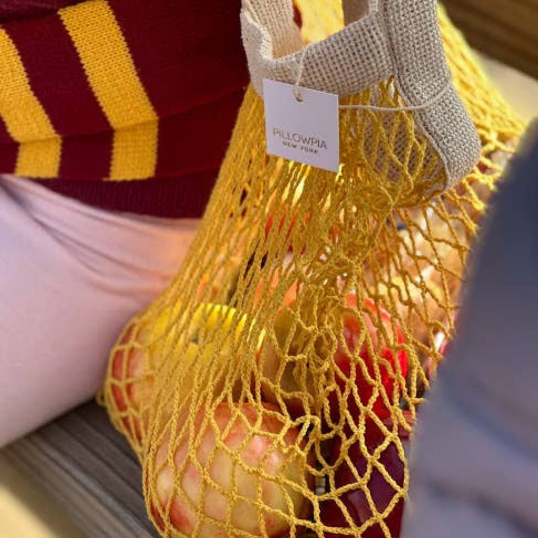The french market bag no.2 in yolk: Yolk