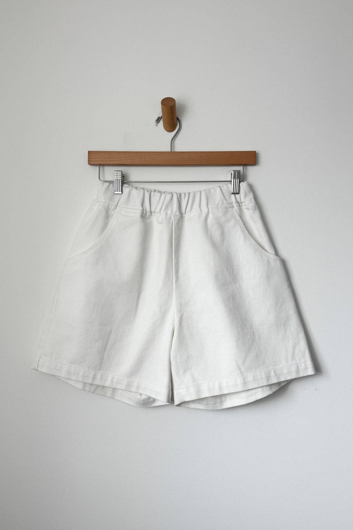 City Shorts: Milk