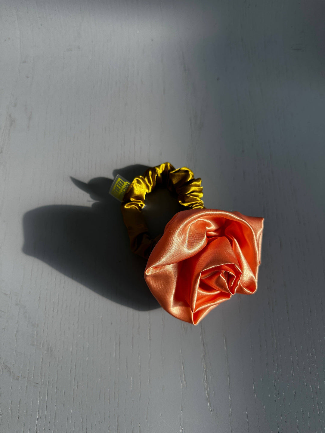 Rosette Scrunchie: Peach