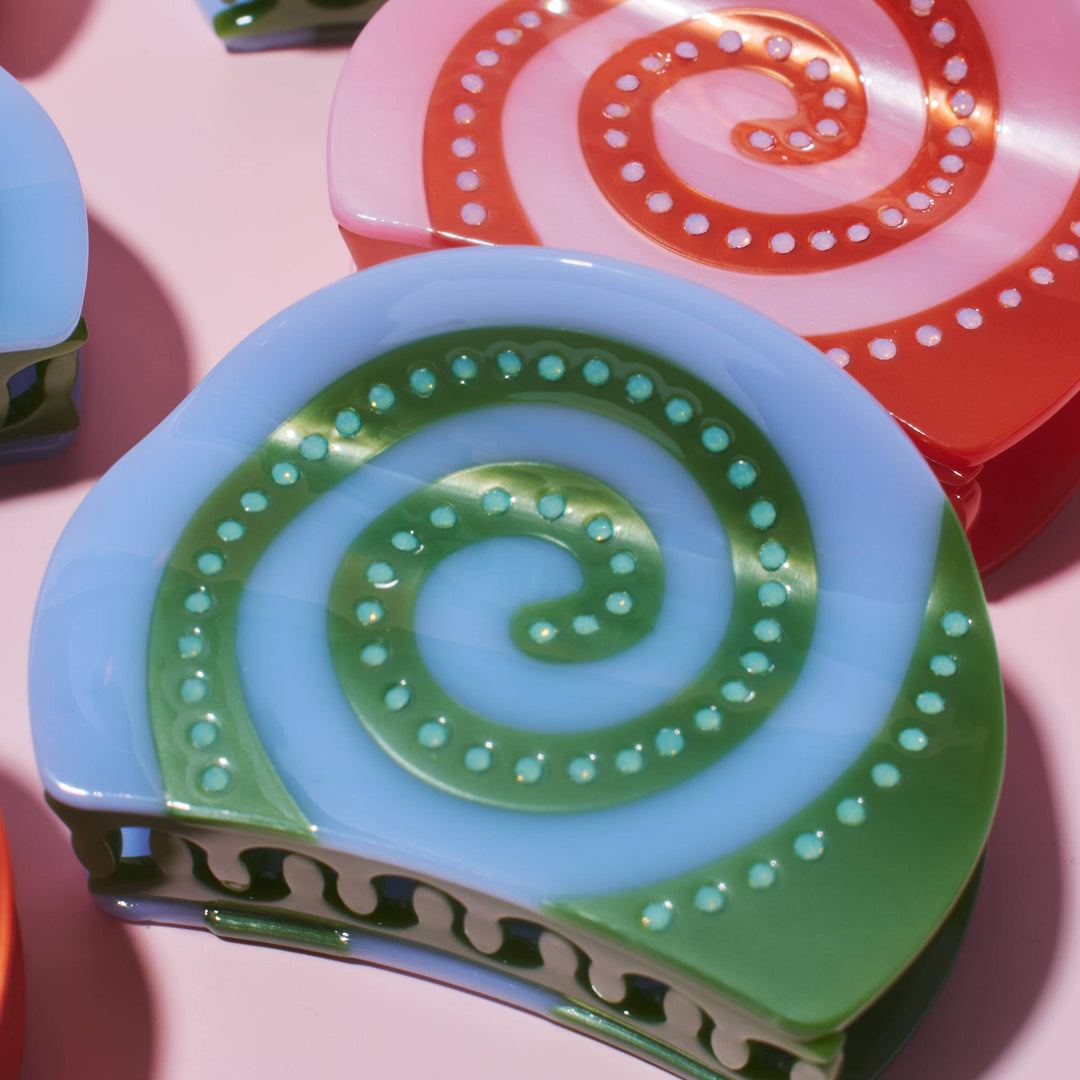 Laguna Spiral Claw - Blue and Green Spiral Acetate Clip