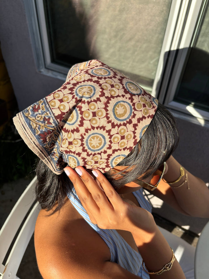 Bundled Moonlight - Kalamkari Cotton Bandana (KK1480)