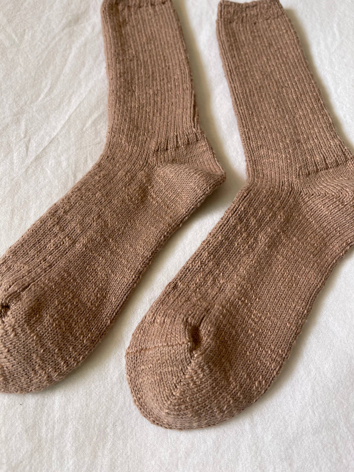 Cottage Socks: Flax